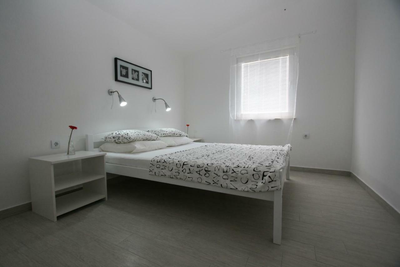 Apartmani Popovic Nin Exterior foto